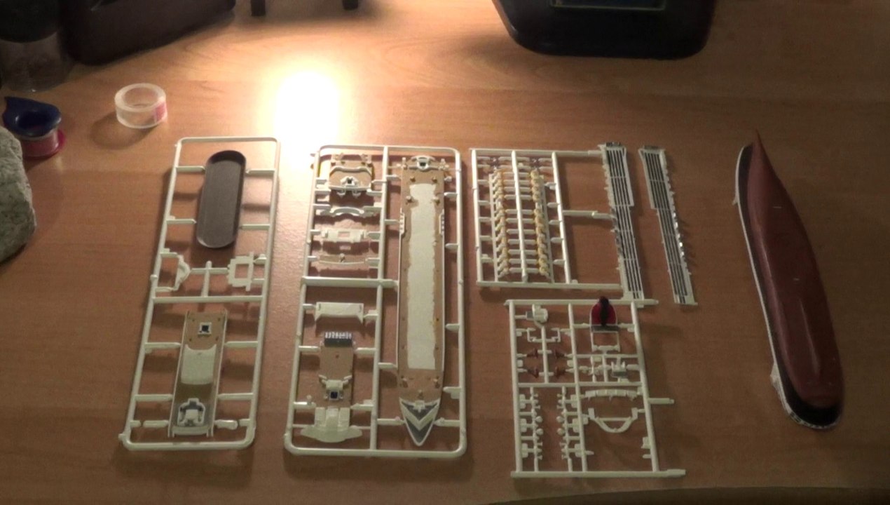 Modellbau: Queen Mary 2 Teil 18