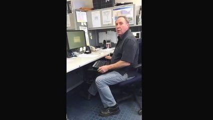 Old guy using computer : FAIL!!!!