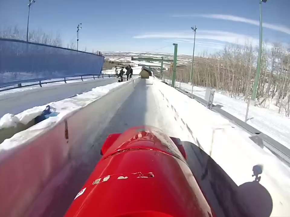 Bobsleigh POV camera. Crazy...