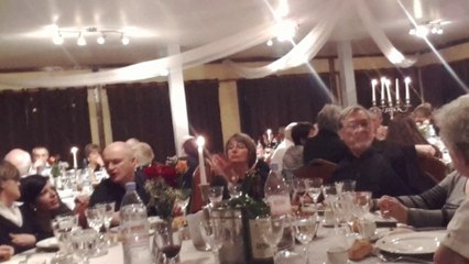 janiaud traiteur service a table à la cloche