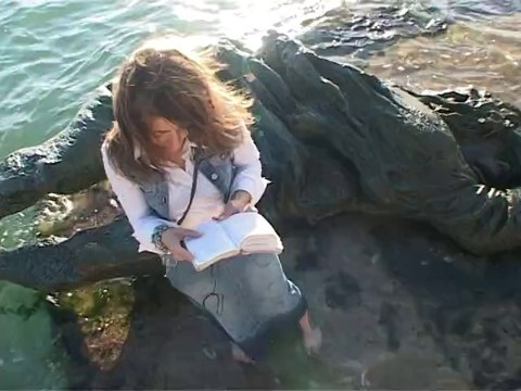 Le LA du Monde (réalisation montage Ghislaine Avan) La Divine Comédie lue par l'Humanité