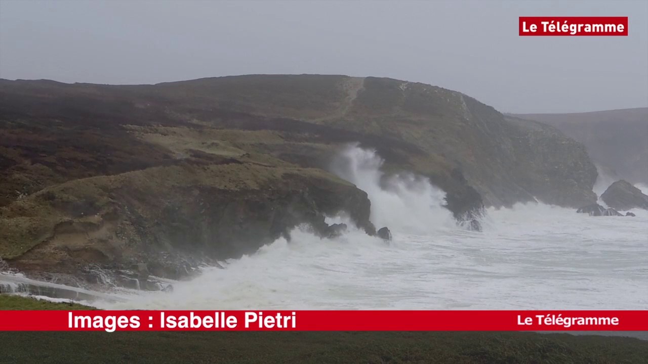 Camaret (29). Tempête Ulla : près de 160 km/h