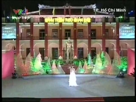 Bai Ca Hồ Chí Minh - Hồ Quỳnh Hương [Bến Nhà Rồng 2010]
