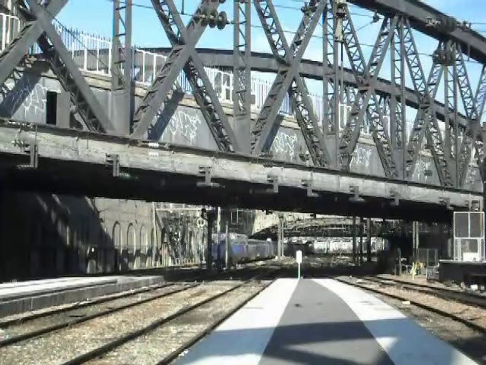 Gare de L' Est  à Paris (2010) (Christine)