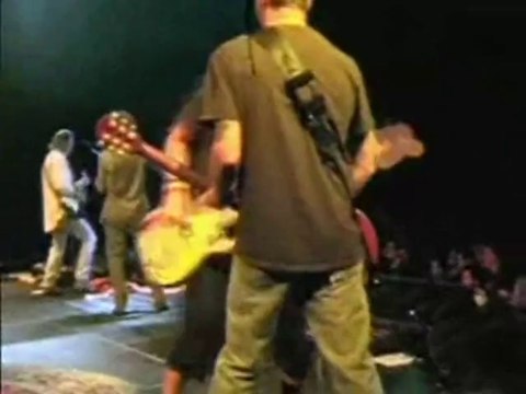 Neil Young & Pearl Jam - All Along the Watchtower