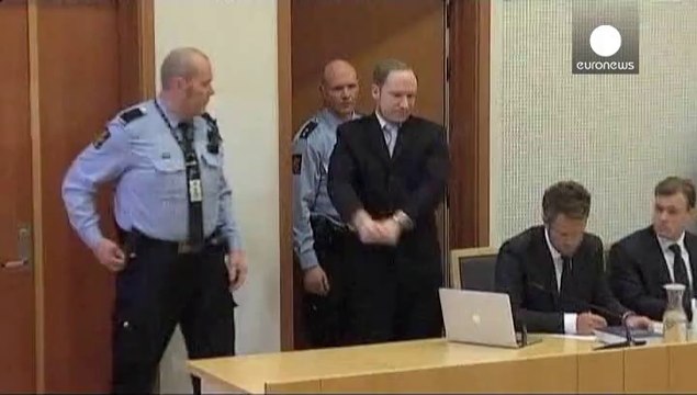 El asesino noruego Anders Breivik amenaza con iniciar una huelga de hambre