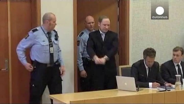 Breivik minaccia lo sciopero della fame: non ho l'ultima versione della Play Station