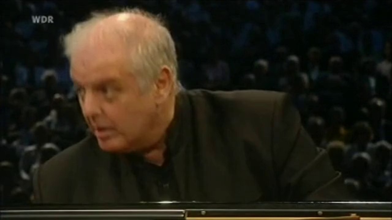 Ludwig van Beethoven: Klavierkonzert Nr. 2 B-Dur op. 19 (Barenboim)