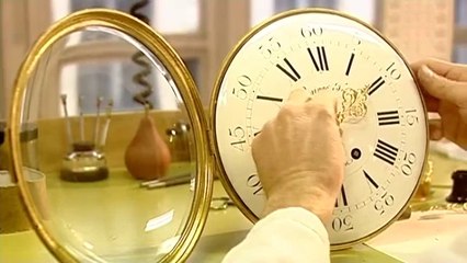 Mains Et Merveilles 2 12 restaurateur d'horloges