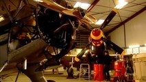 Mains Et Merveilles 2 14 restaurateur de vieux avions