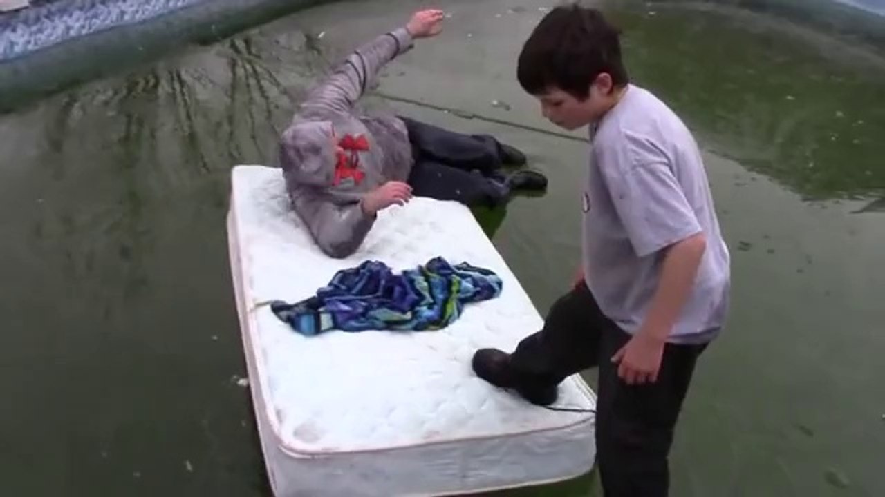 Ta-su break the ice =))