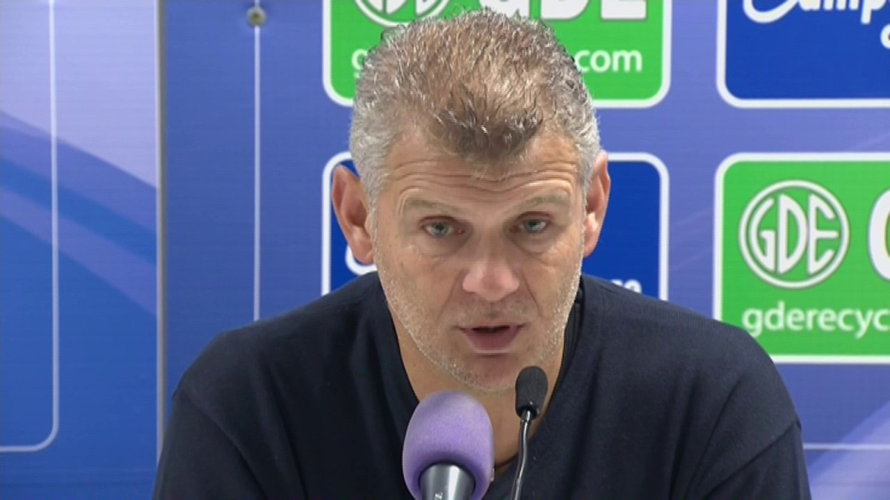 Conférence de presse SM Caen - AC Arles Avignon (1-0) : Patrice GARANDE (SMC) - Franck  DUMAS (ACA) - 2013/2014