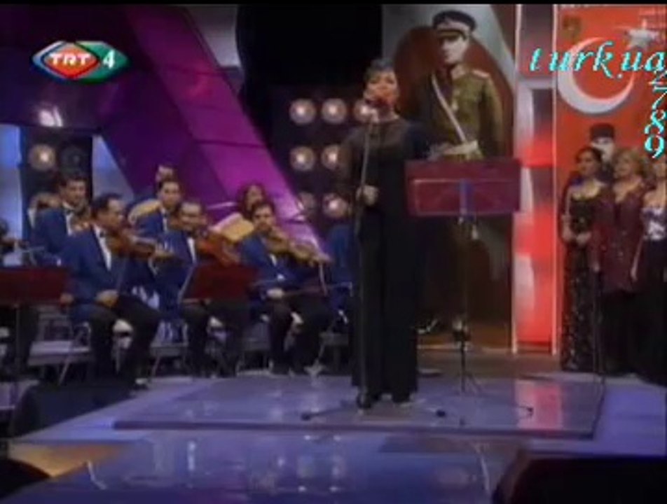 Esra İÇÖZ-Unutmadım Seni Ben Her Zaman Kalbimdesin