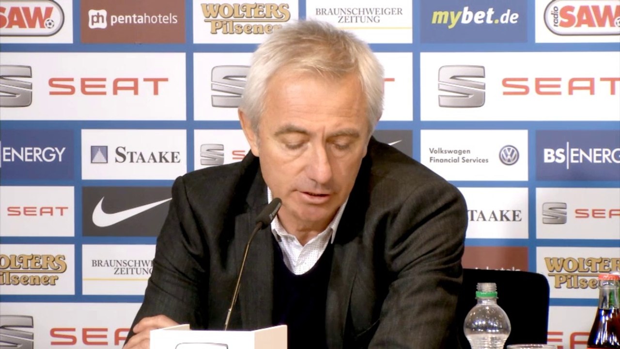Nach 2:4-Pleite: Van Marvijk erklärt die HSV-Krise