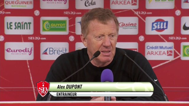 Conférence de presse Stade Brestois 29 - AJ Auxerre (1-0) : Alex DUPONT (SB29) - Bernard CASONI (AJA) - 2013/2014