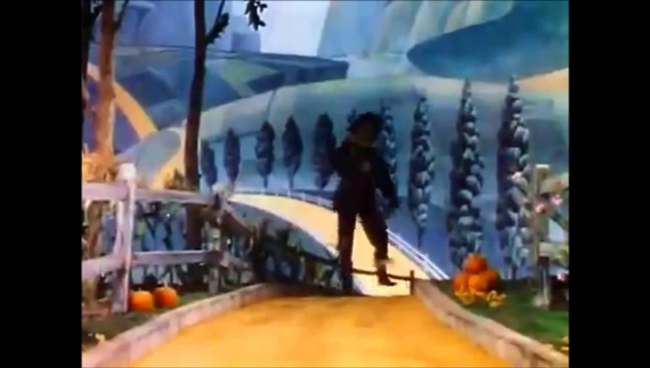 The Wizard of Oz 1939 Trailer Clips - Judy Garland, Ray Bolger, Jack Haley, Bert Lahr