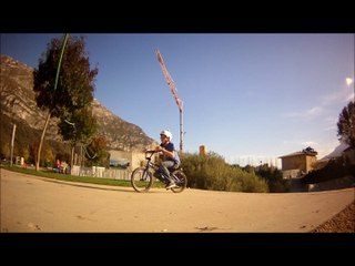 Double nose grab Théo