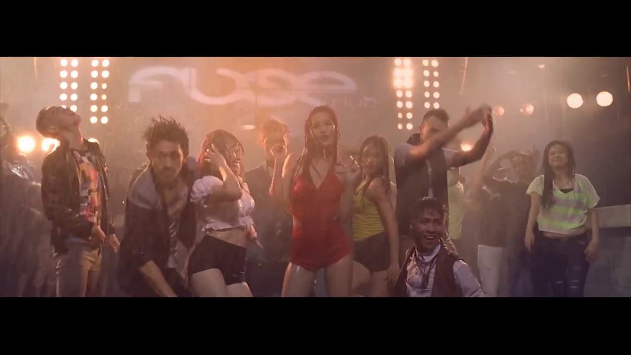 Đông Nhi - Cần Một Ai Đó (I Wanna Dance) (Official HD)