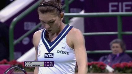 Doha - Halep sort Radwanska