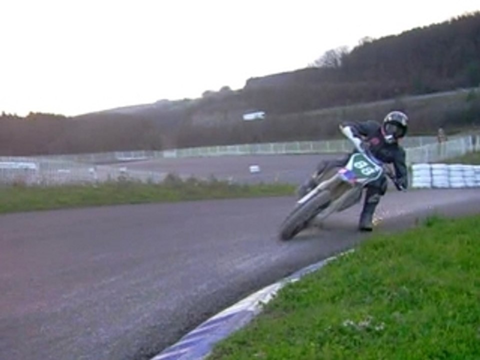 Eddy Petard encore en traver !!