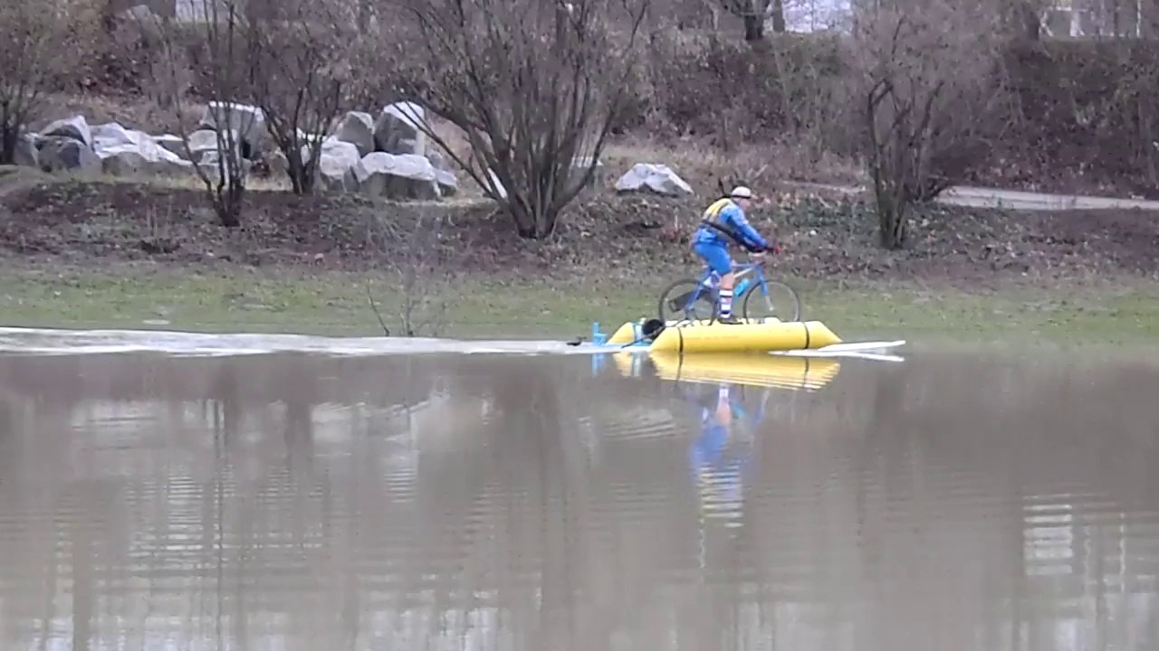 Le cycliste aquatique 2