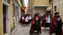 Une marche nordique pour le lancement du carnaval de Venise