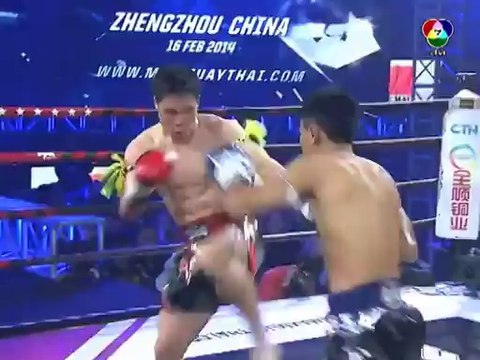 Max Muay Thai World Champion February 16th, 2014 (4 Men Tournament)