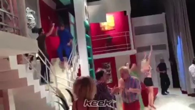 Los Decadentes en Mansión Imposible 2 Keek de Pedro - 15 de Febrero