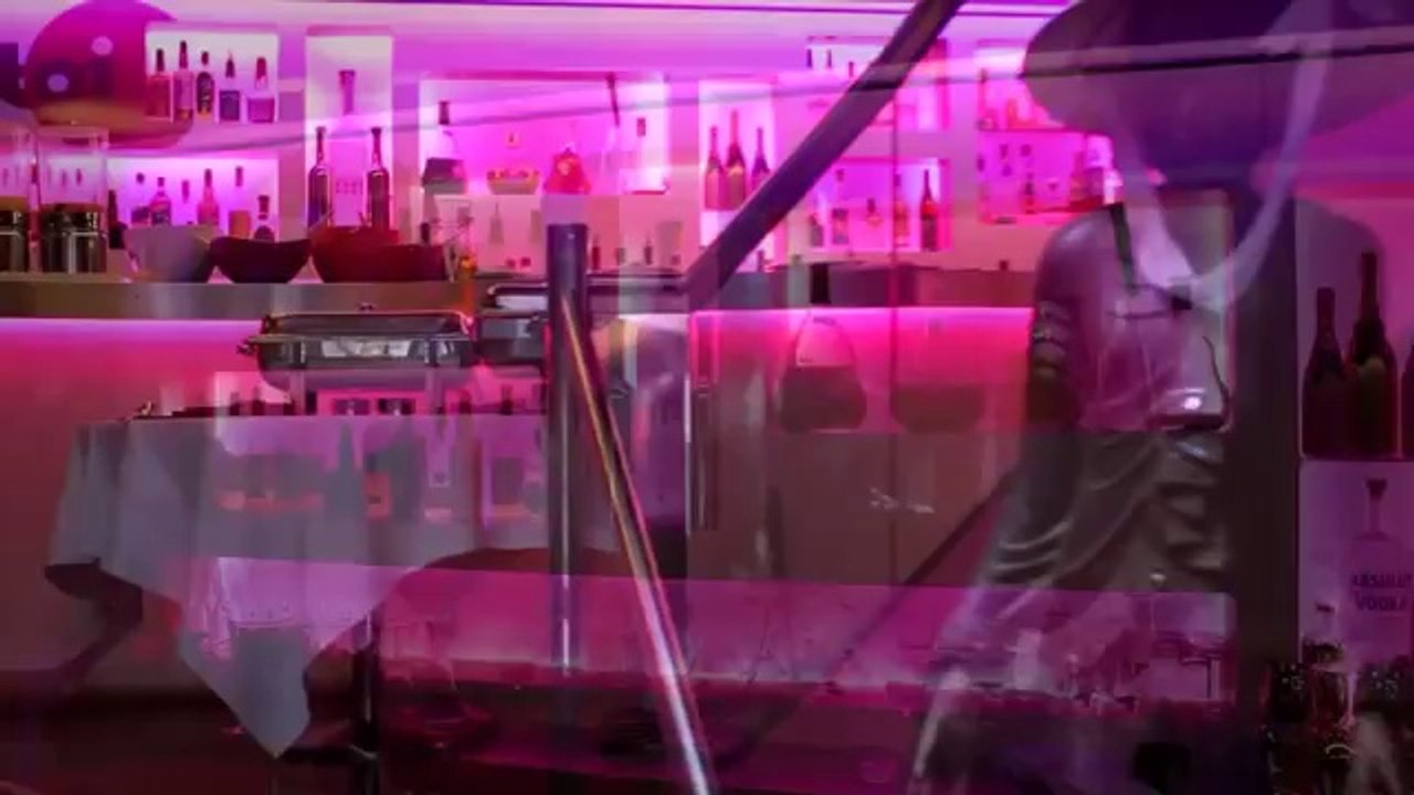 Animation commerciale magicien close-up mentaliste idf ile de France