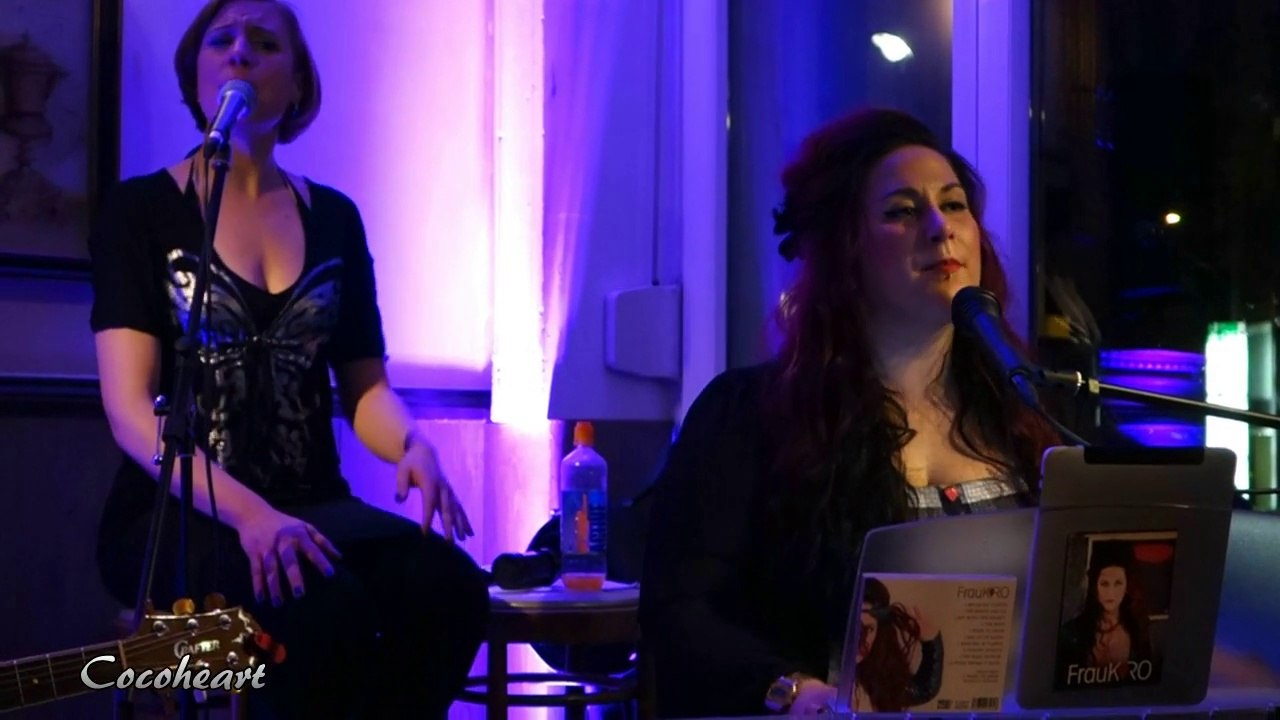 05 Frau Karo - Breaking Clouds akustisch @ Schwan Düsseldorf, Live im Trio 15.02.2014