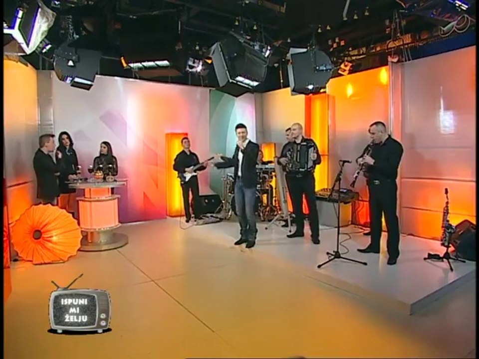 Stefan Petrusic - Veo - Ispuni mi zelju - (Tv Sky+ 2014)