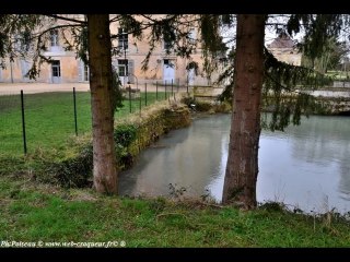 Château de la Rivière Couloutre Nièvre
