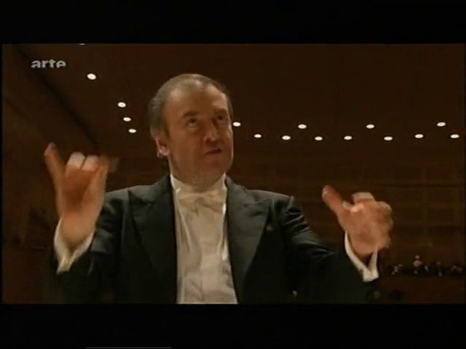 Waleri gergijew dirigiert…