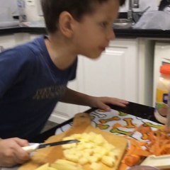 Cozinhando com a mamãe!!!