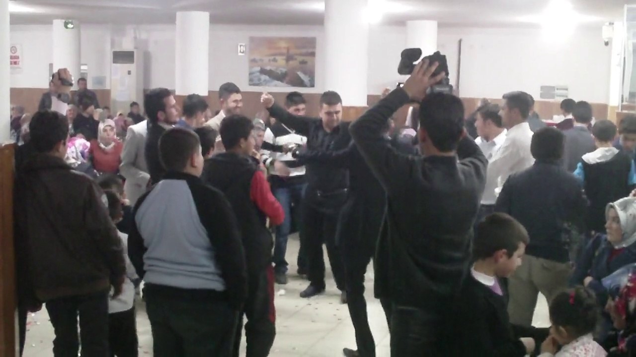 ZEYNEP İLE HÜSEYİN-DAMAT VE ARKADAŞLARI OYUN