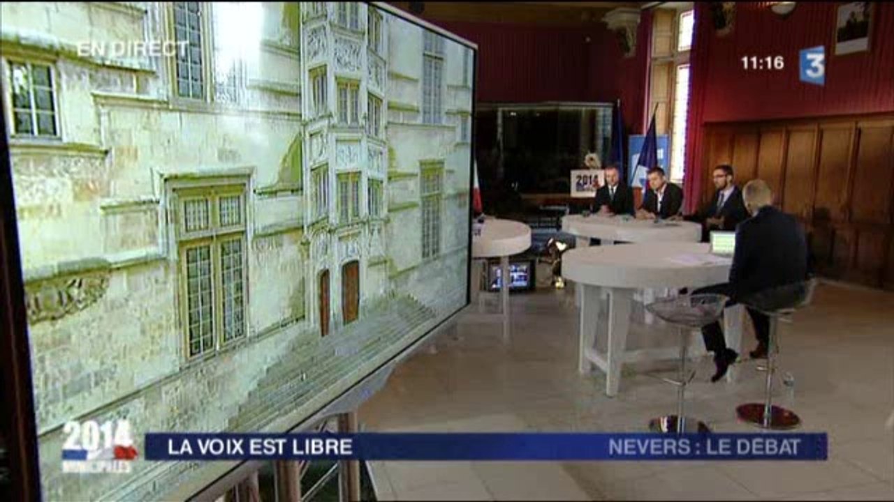 Municipales à Nevers: Le débat politique avec "...