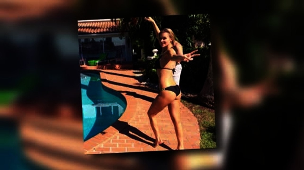 Joanna Krupa Smolders In A Sexy Black Bikini