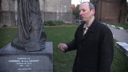 J-C Bourquin voit un alien dans une statue (Extrait Quarks Ep 11)