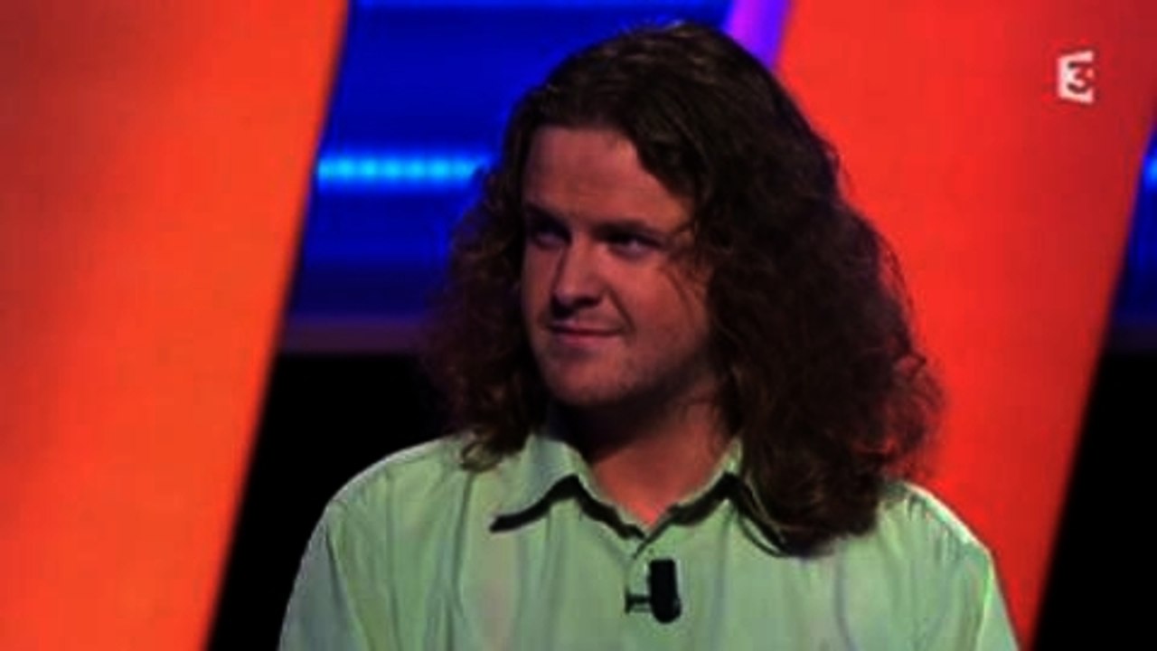 Un candidat devine les questions de Julien Lepers