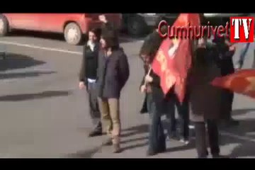 AKP’ye yürüyen kalabalığa, coplu ve gazlı müdahale!
