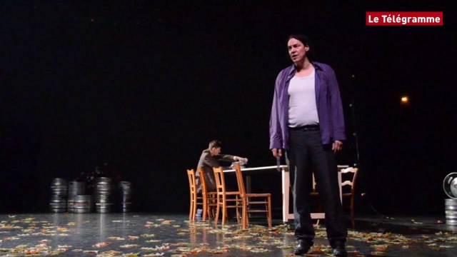 Vannes. Création au Théâtre Anne de Bretagne