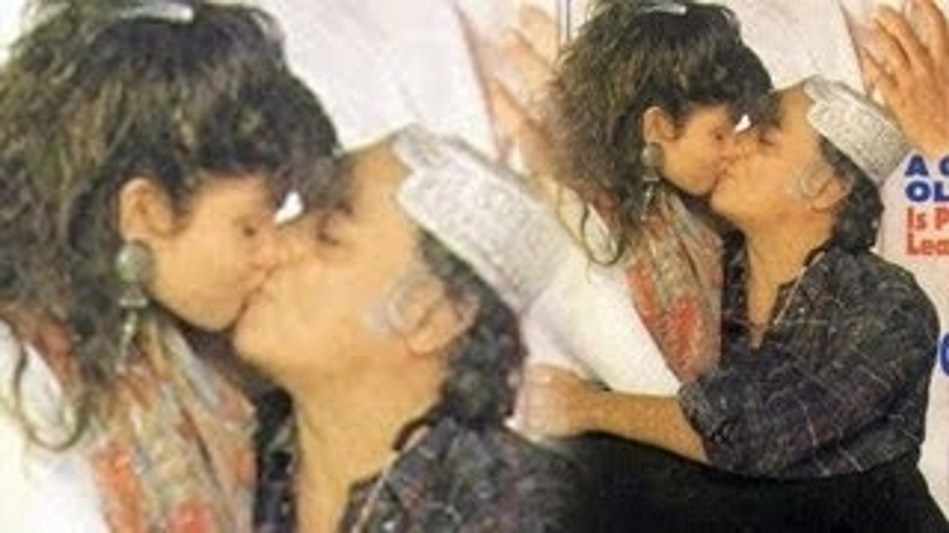 Pooja Bhatt Sex - Mahesh Bhatt Kisses Daughter Pooja Bhatt | Uncensored - video Dailymotion