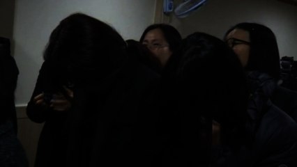 Students die in South Korea collapse