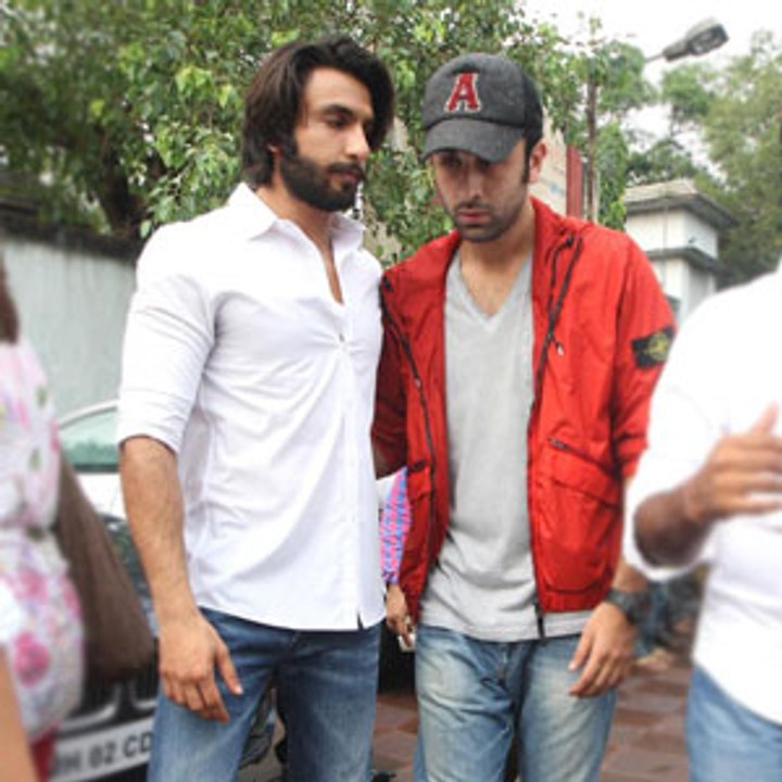 Deepika ends war between RK-Ranveer!