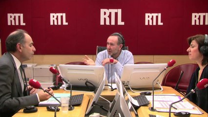 Jean-François Copé dénonce le choix "de mettre à nu des gens incarnant l'autorité" dans le livre "Tous à poil".