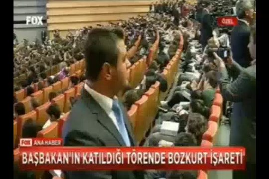 Fatih Portakal'a 'bozkurt işareti' yaptıran haber