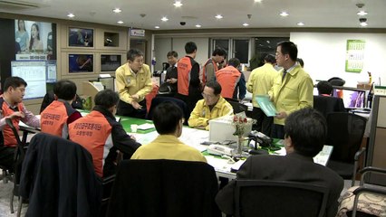 S. Korea orders probe after students killed by roof collapse