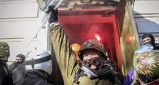 Kiev : les manifestants prennent d'assaut le siège du parti au pouvoir