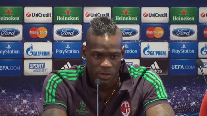 Balotelli: "El fútbol es diferente en Italia"