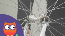 Comment changer une roue avant de vélo (Ooreka.fr)